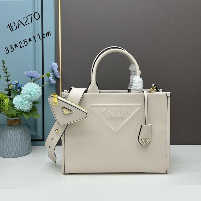 Pra*a shopping bags